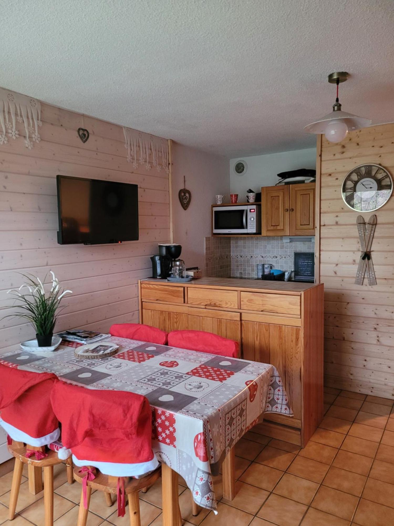 Appartement Le Flocon, Joli Petit Cocon 4 Pers En Rez De Jardin Draps Inclus Les Rousses Esterno foto