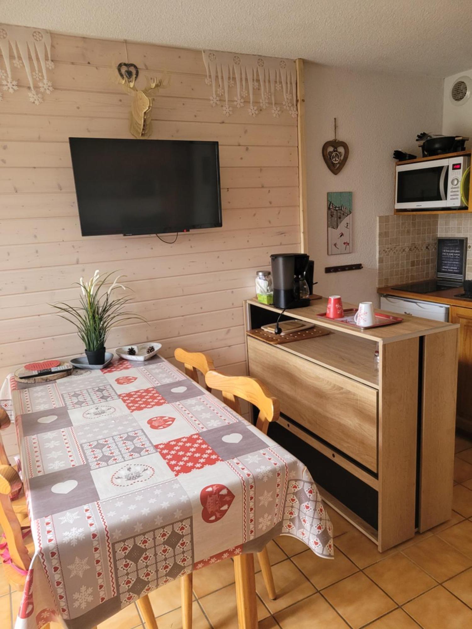 Appartement Le Flocon, Joli Petit Cocon 4 Pers En Rez De Jardin Draps Inclus Les Rousses Esterno foto